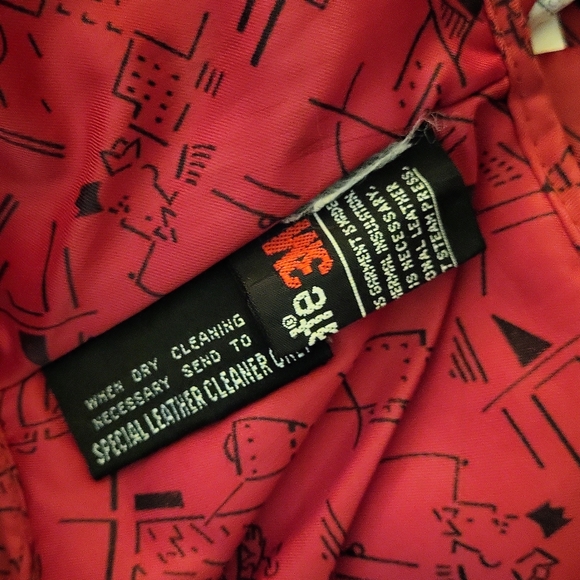 BERMANS 100% COWGIRL LEATHER JACKET.  THINSULATED ZIP VEST REMOVAL - Picture 13 of 14